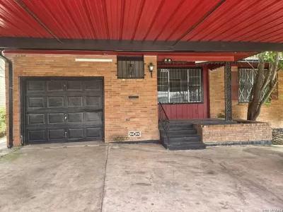 4BR House for Sale in San Antonio, TX