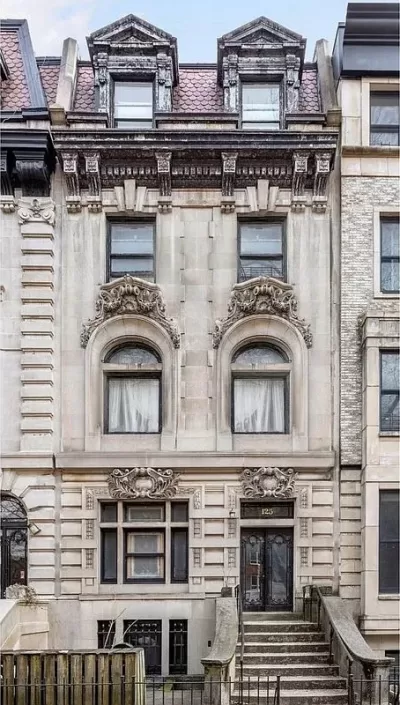 9BR Townhouse for Sale in Brooklyn, NY