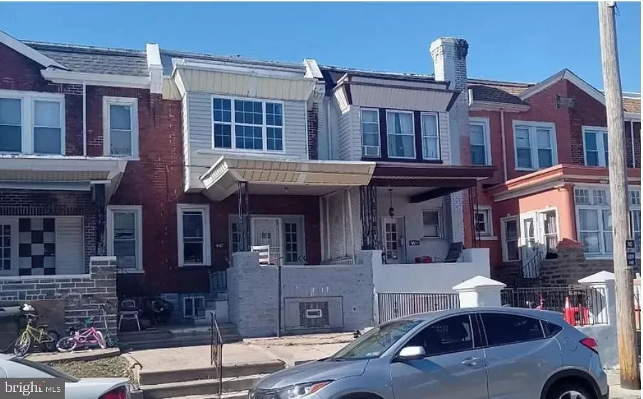 3BR Townhouse for Sale in Philadelphia, PA