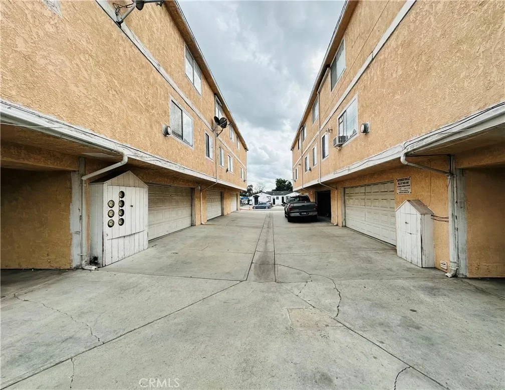 14BR House for Sale in Bell Gardens, CA