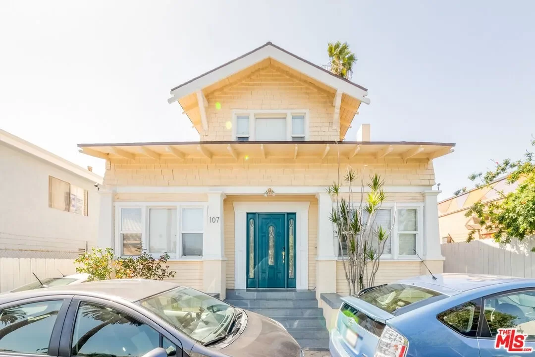 5BR House for Sale in Los Angeles, CA