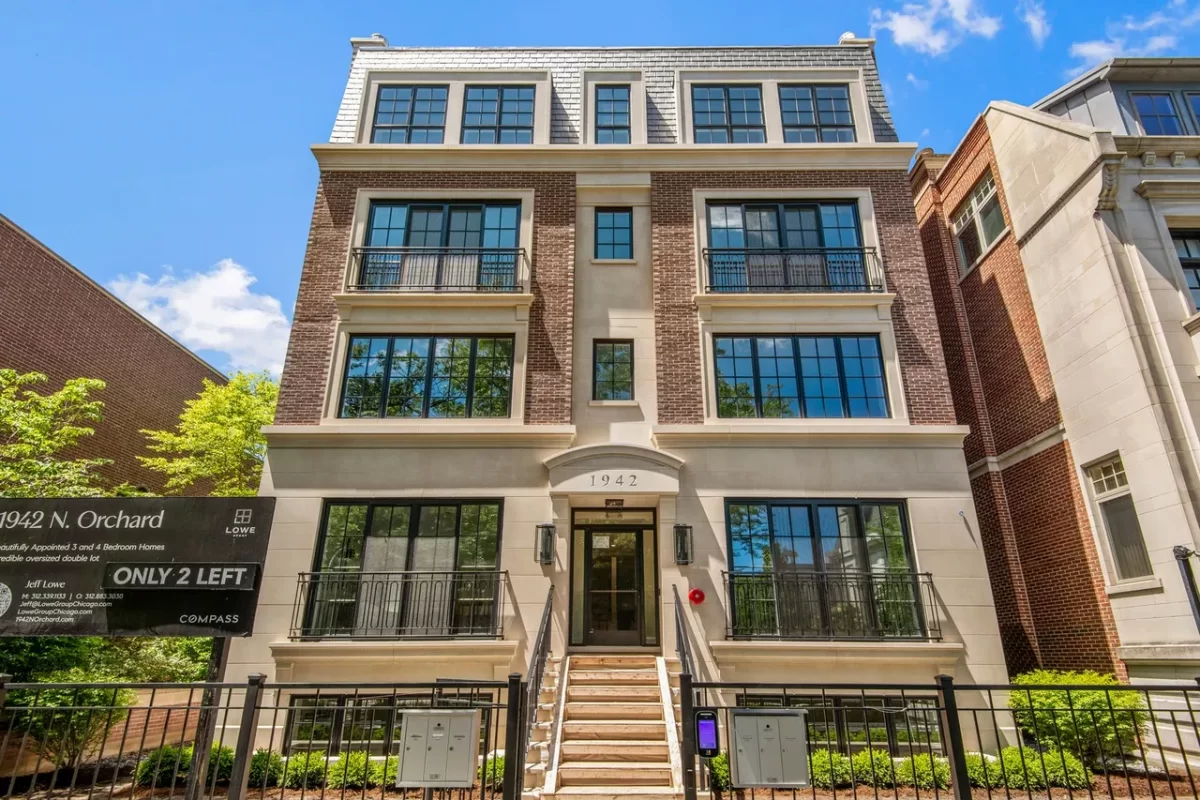 3BR Condo for Sale in Chicago, IL