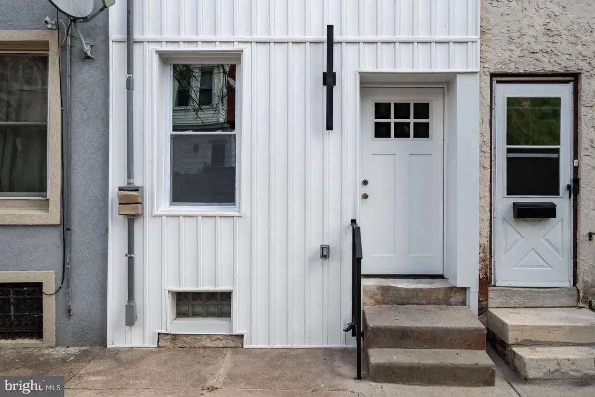 2BR Townhouse for Sale in Philadelphia, PA