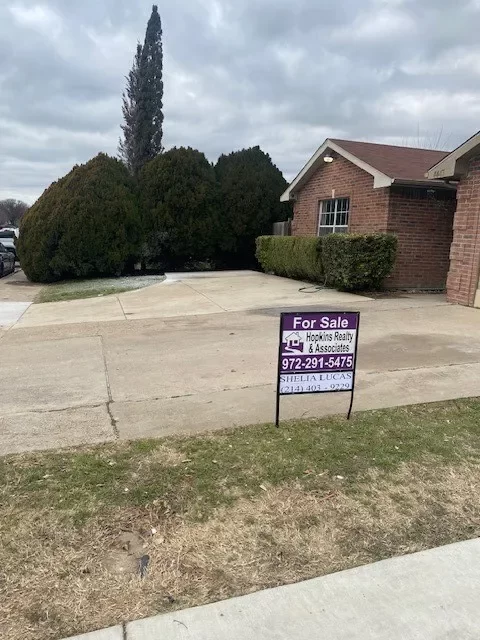 4BR House for Sale in Dallas, TX