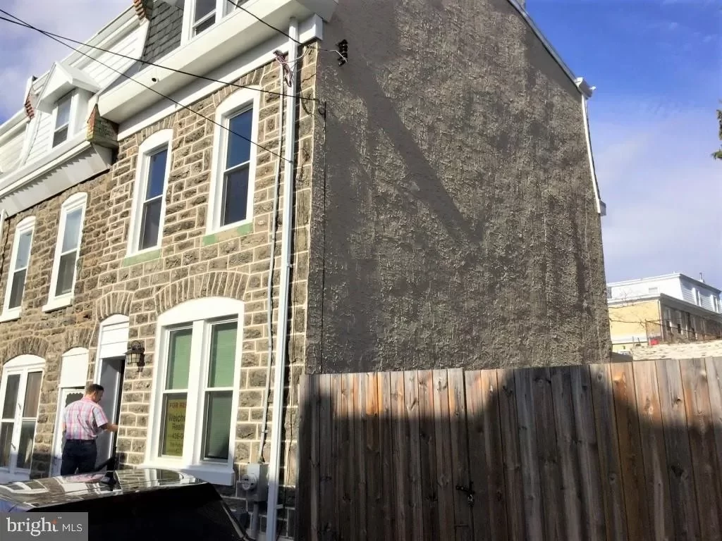 3BR Townhouse for Rent in Philadelphia, PA