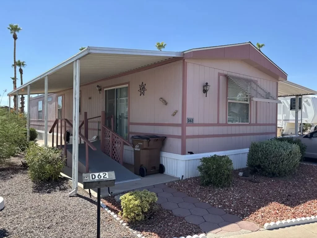 2BR Mobile Home for Sale in Glendale, AZ