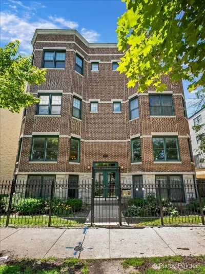 3BR Condo for Sale in Chicago, IL