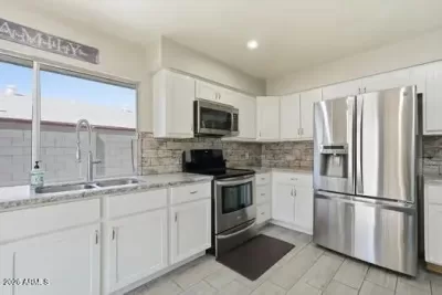 4BR House for Sale in Glendale, AZ