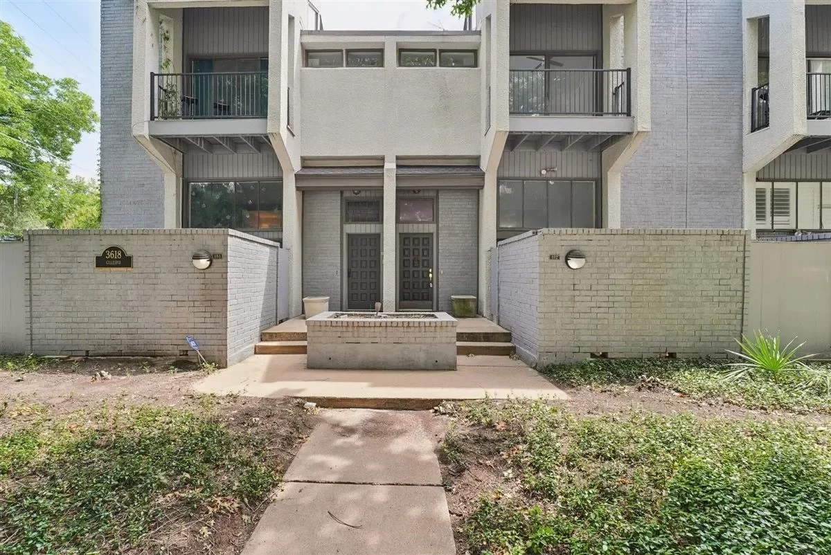 3BR Townhouse for Rent in Dallas, TX
