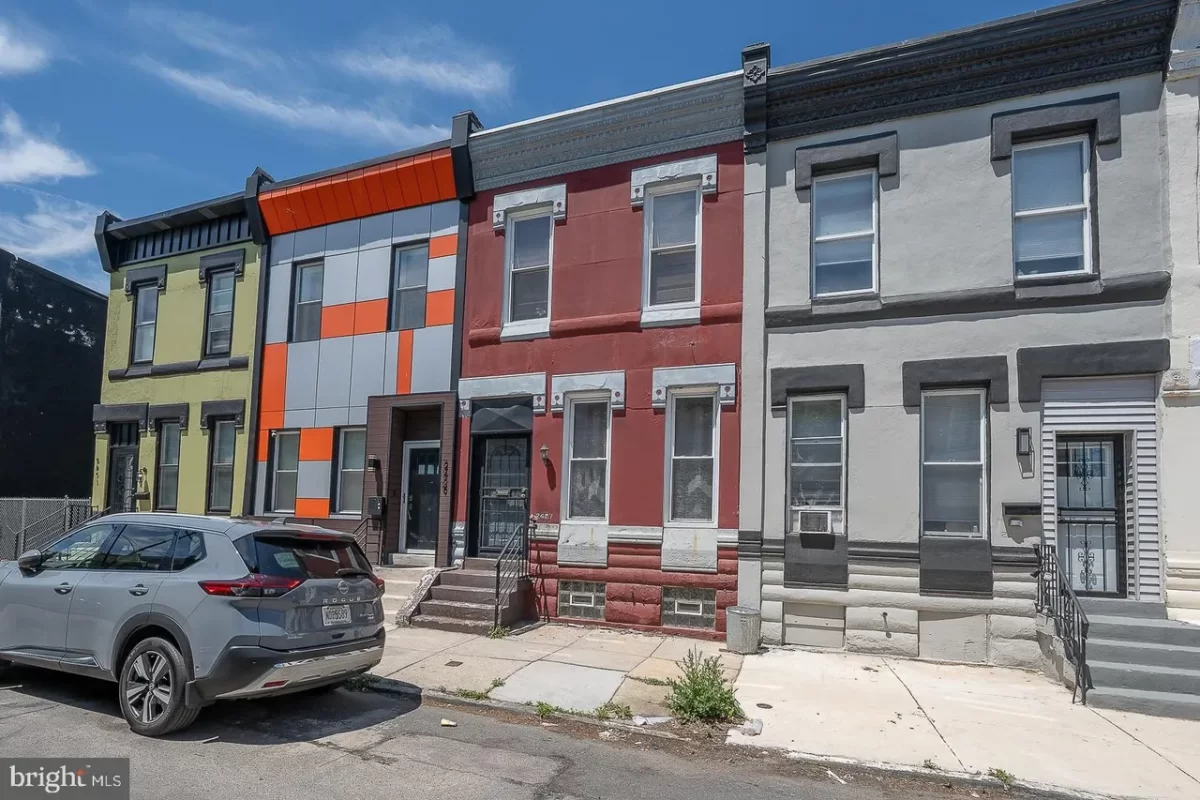 4BR Townhouse for Sale in Philadelphia, PA