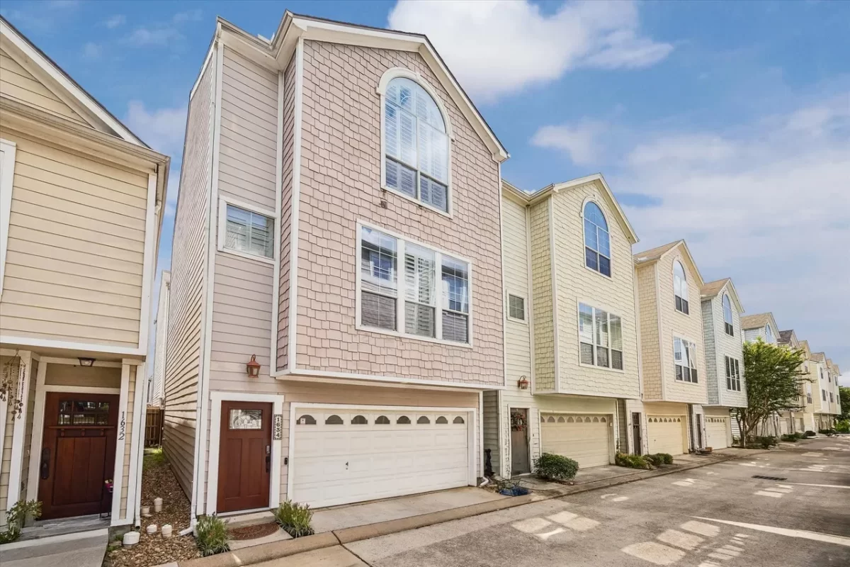 2BR House for Rent in Houston, TX