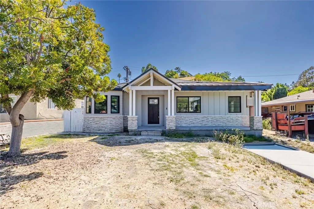 3BR House for Rent in Los Angeles, CA