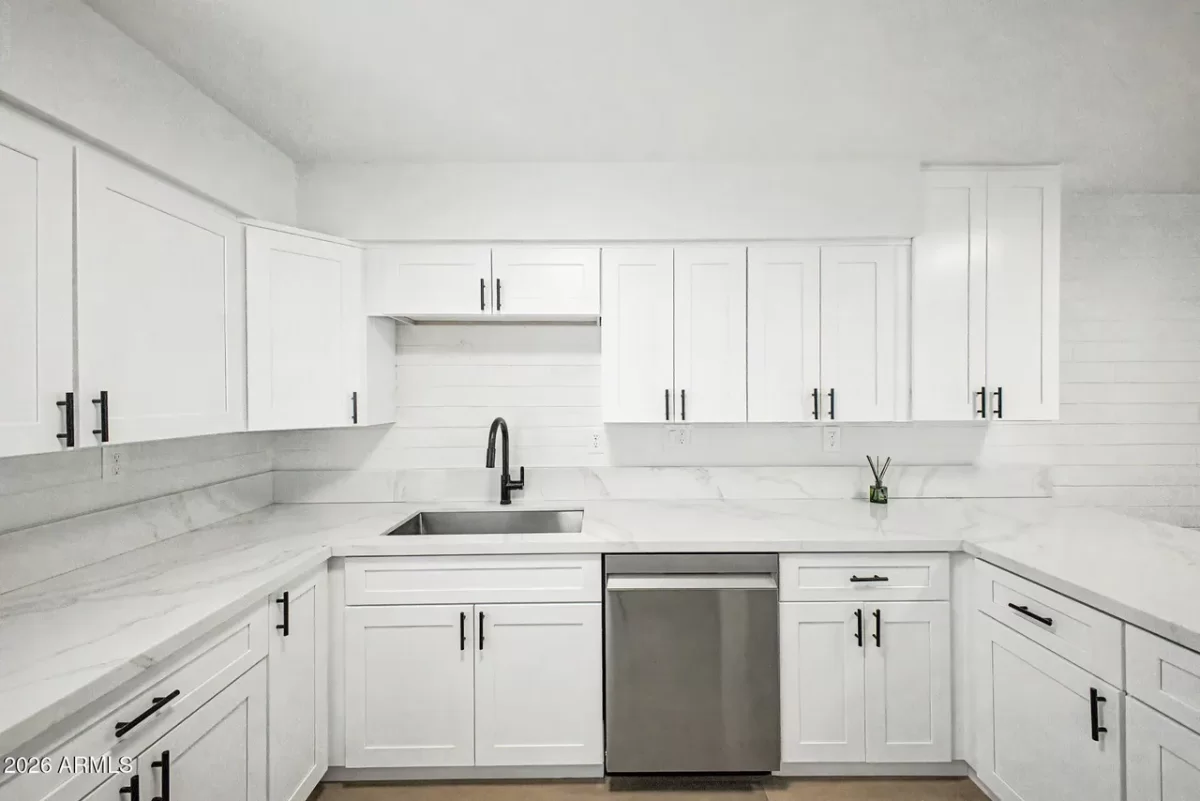 2BR Condo for Sale in Phoenix, AZ