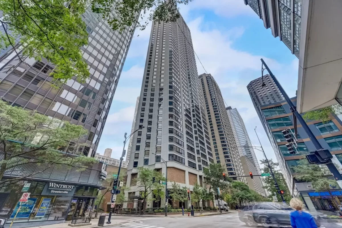 2BR Condo for Rent in Chicago, IL