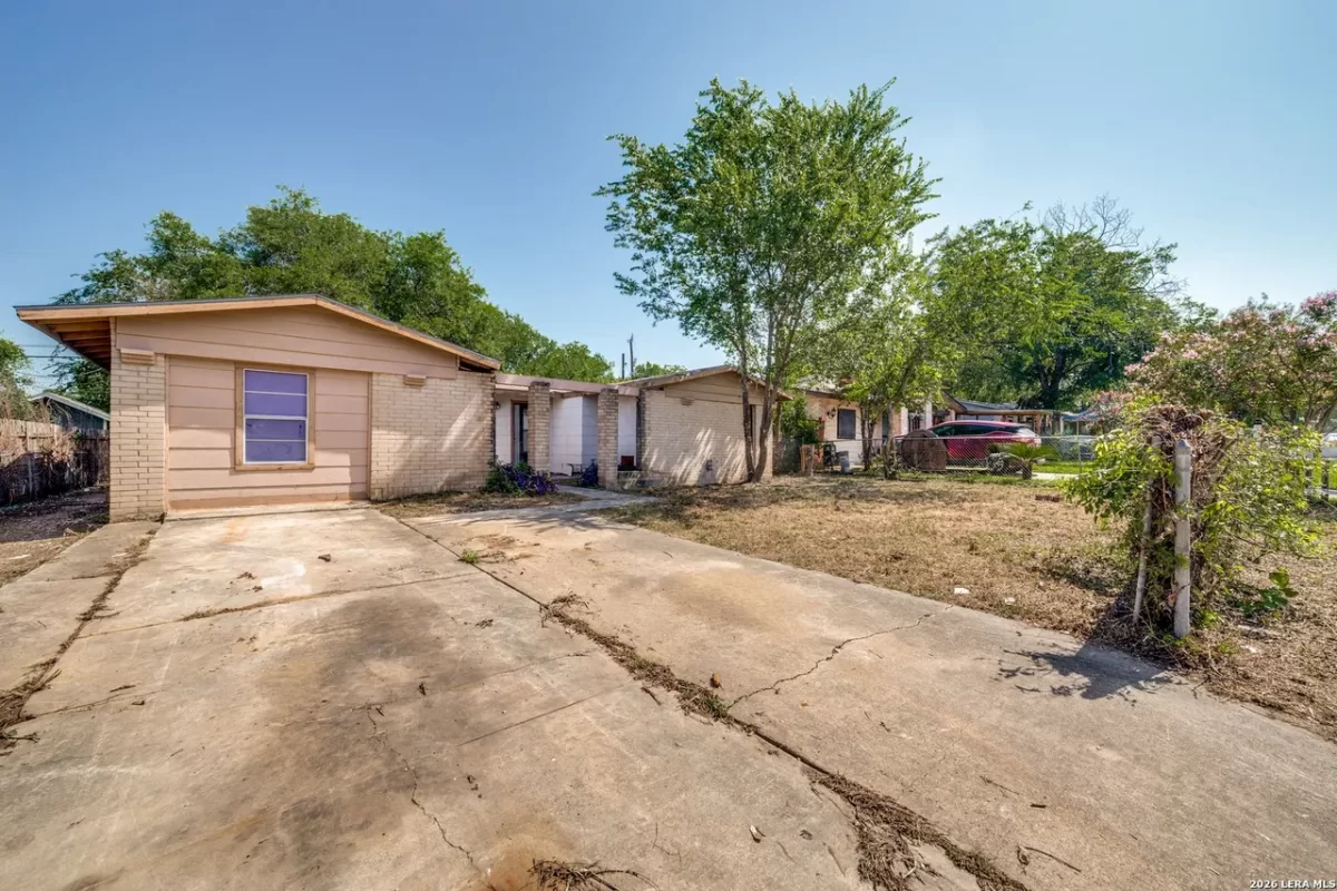3BR House for Sale in San Antonio, TX