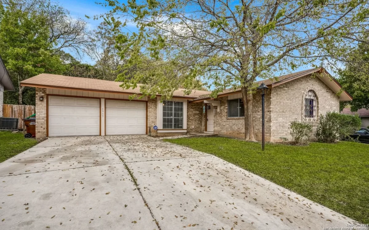 3BR House for Sale in San Antonio, TX