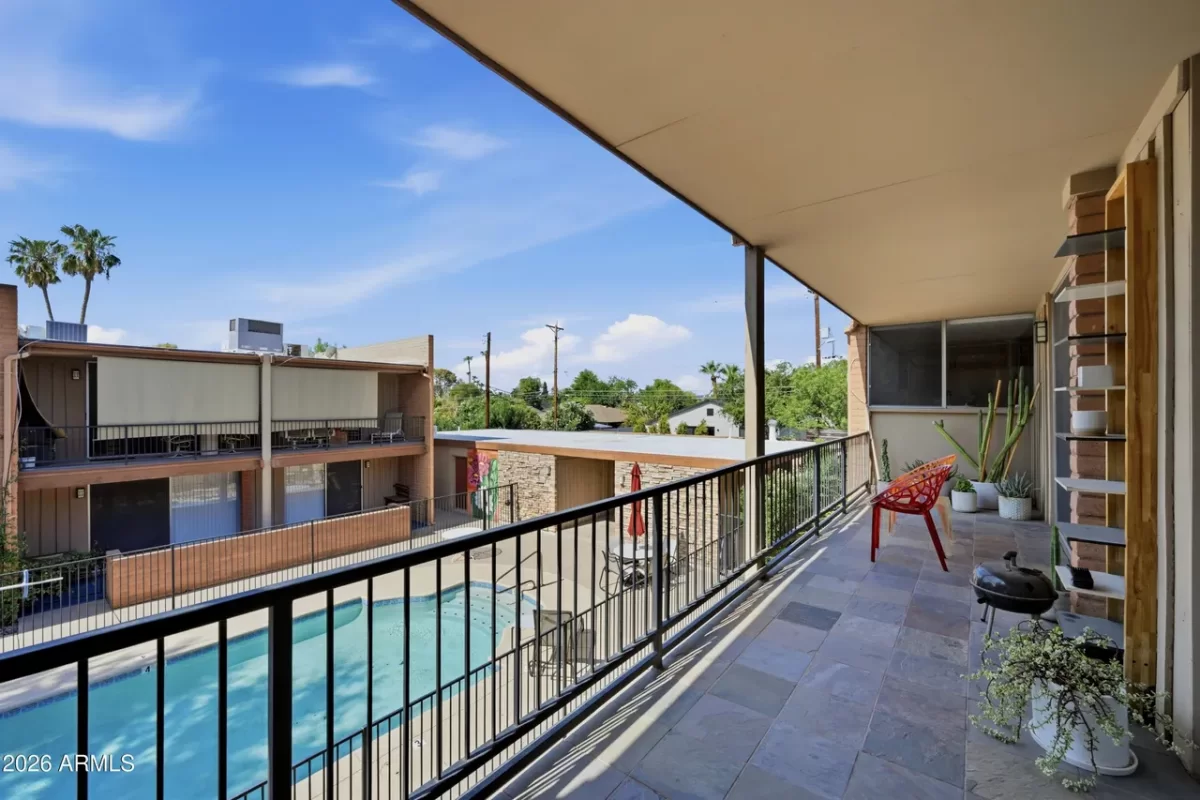 2BR Condo for Sale in Phoenix, AZ