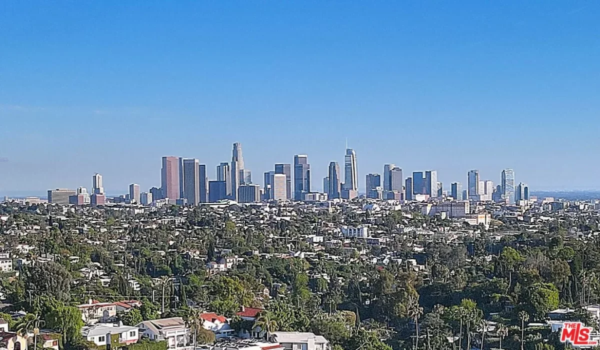 1BR Condo for Sale in Los Angeles, CA