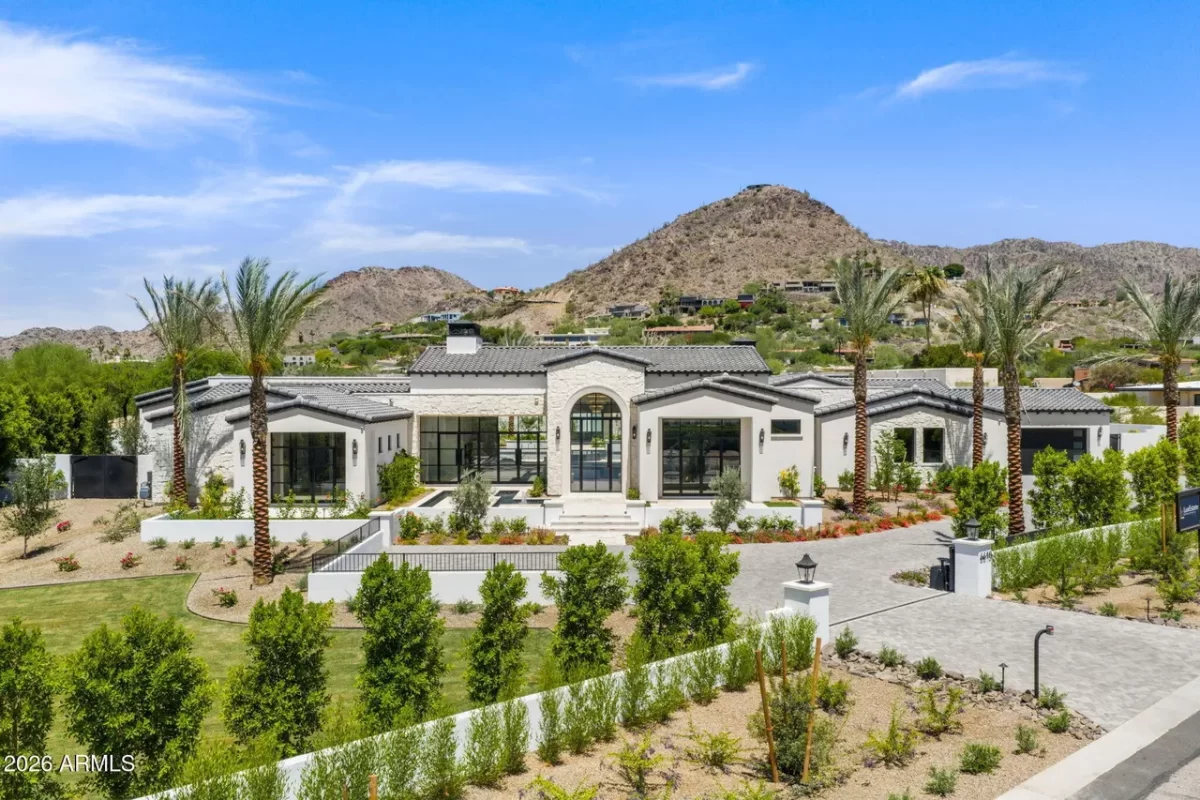5BR House for Sale in Paradise Valley, AZ