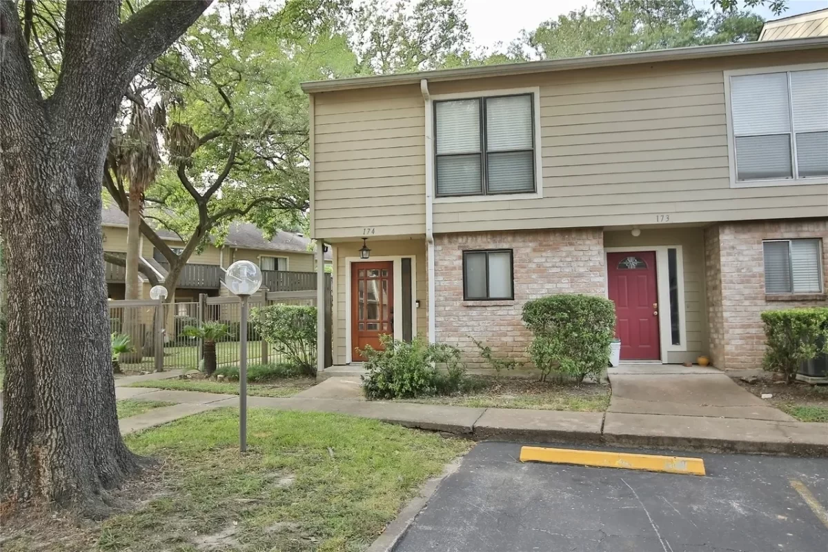 2BR Condo for Rent in Houston, TX