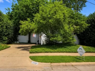 2BR House for Sale in Dallas, TX