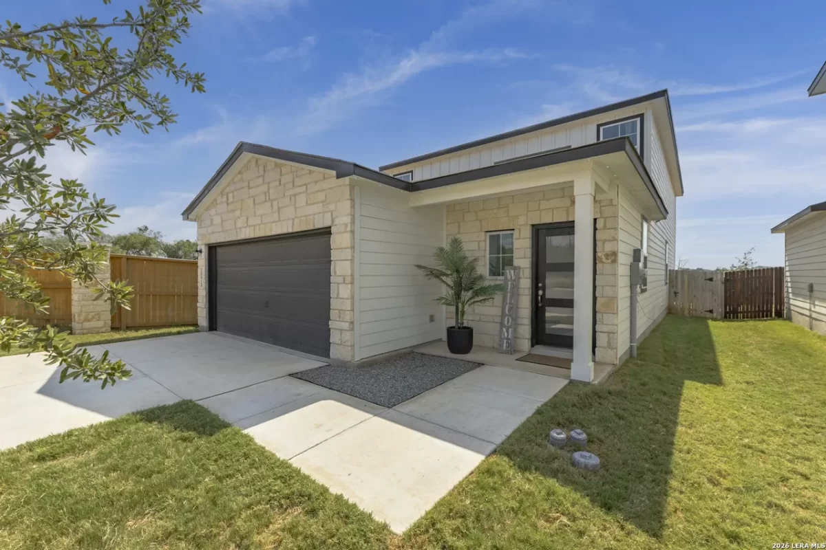 5BR House for Sale in San Antonio, TX
