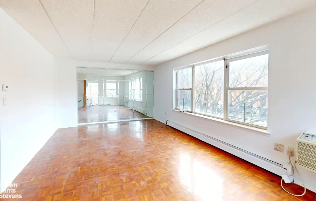 3BR Condo for Sale in Manhattan, NY