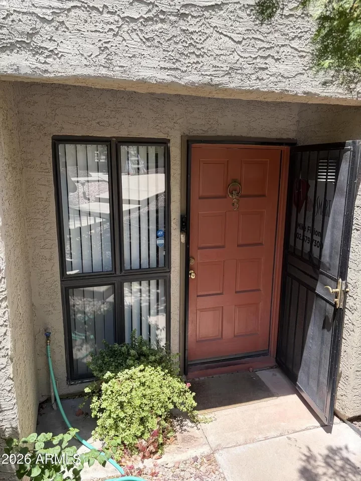 2BR Condo for Sale in Phoenix, AZ