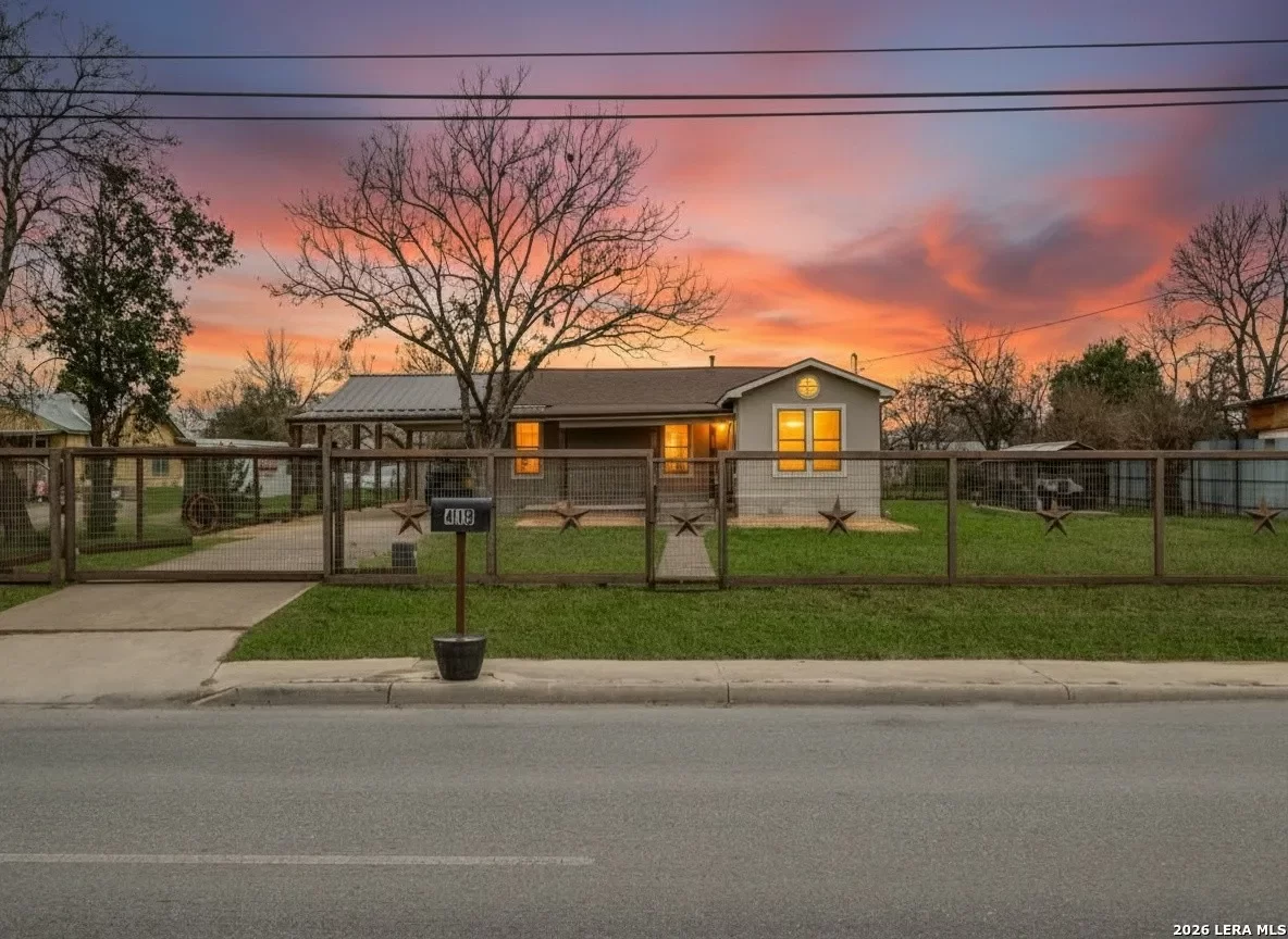 3BR House for Sale in San Antonio, TX