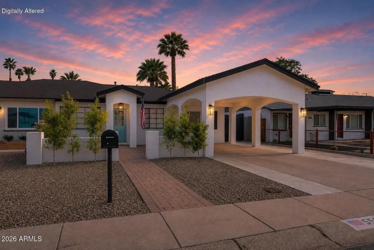 3BR Townhouse for Sale in Phoenix, AZ