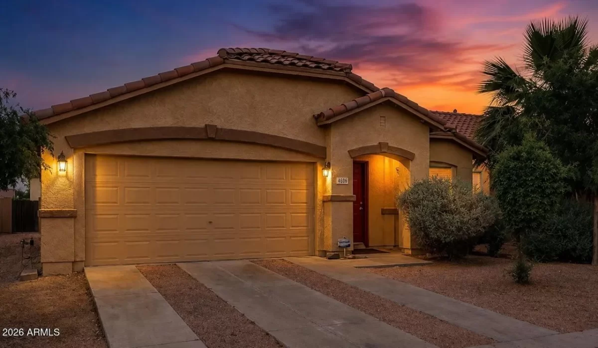 4BR House for Sale in Phoenix, AZ
