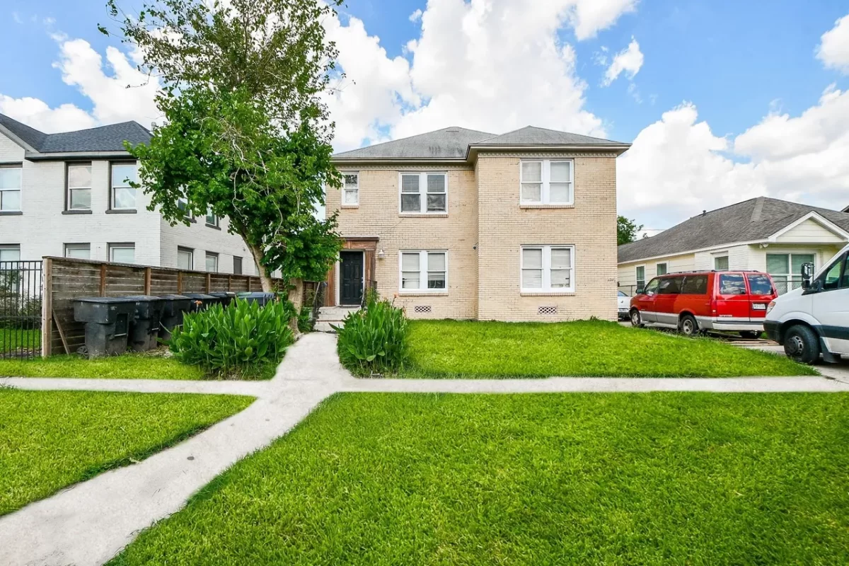 2BR Multi-Family for Sale in Houston, TX