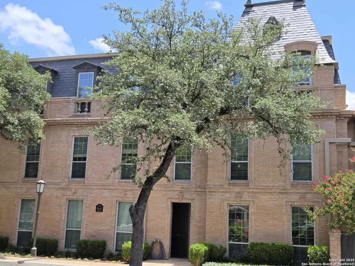 3BR Condo for Sale in San Antonio, TX
