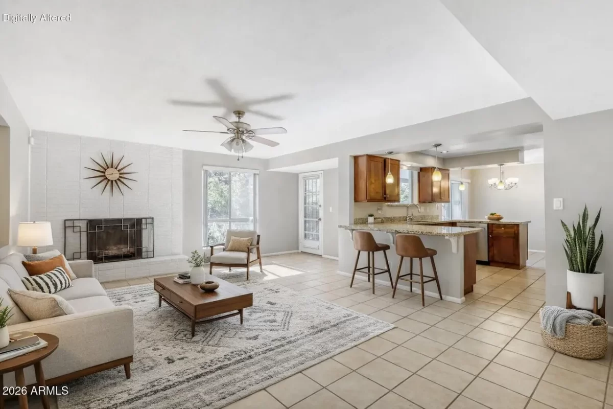3BR Townhouse for Sale in Phoenix, AZ
