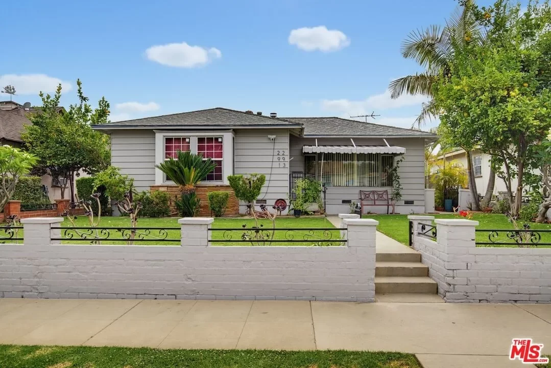 5BR Multi-Family for Sale in Montebello, CA