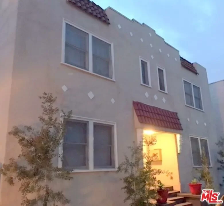 Studio Apartment for Rent in Los Angeles, CA
