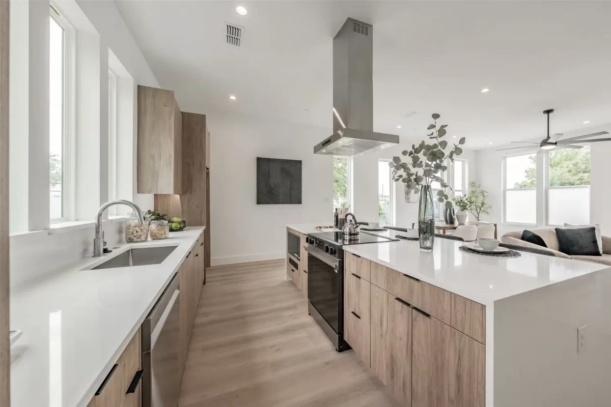 2BR Condo for Sale in Dallas, TX