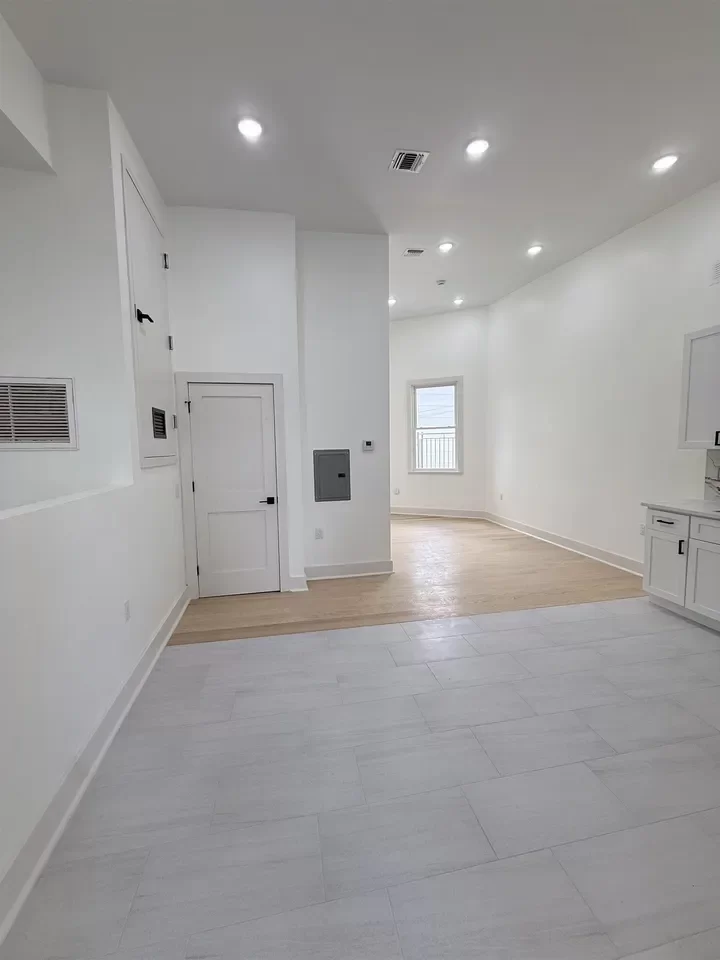 2BR Multi-Family for Rent in Jersey City, NJ