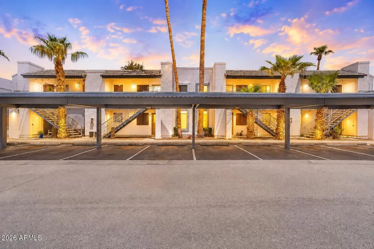 2BR Condo for Sale in Phoenix, AZ