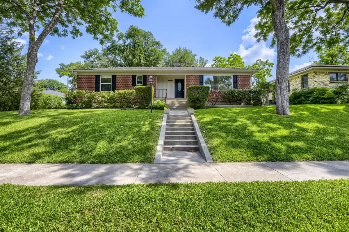 3BR House for Sale in Dallas, TX