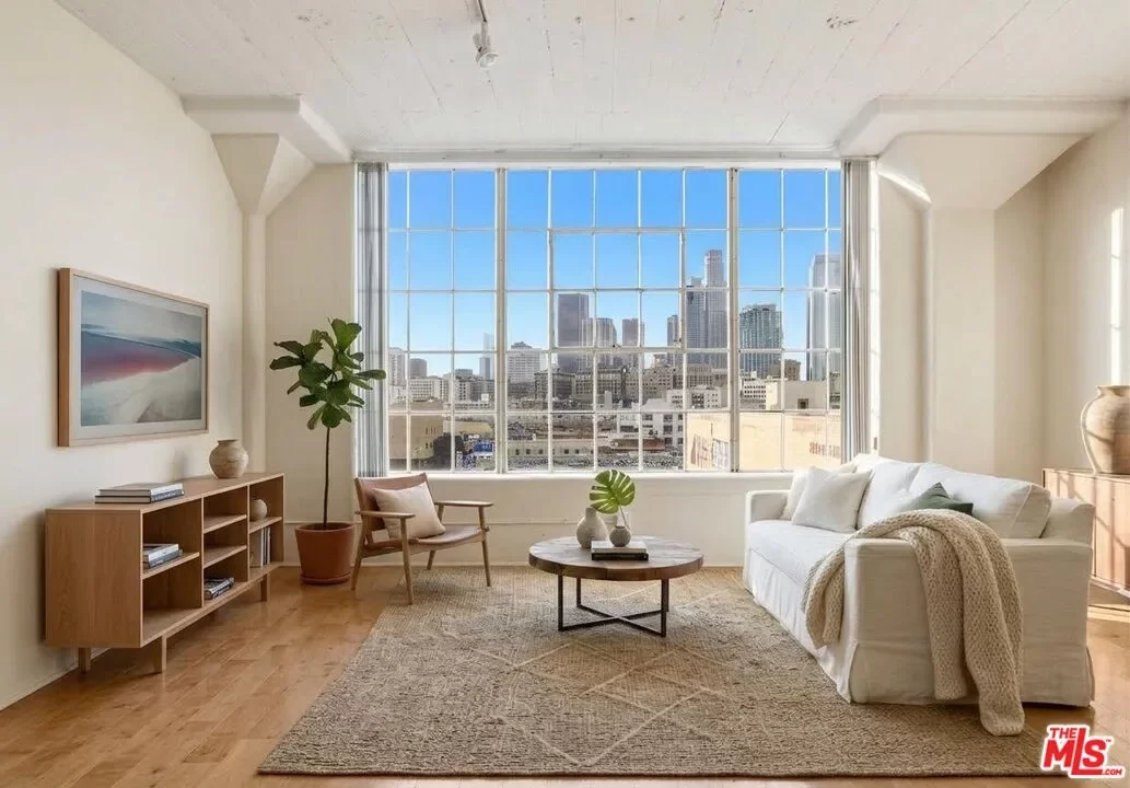 1BR Condo for Sale in Los Angeles, CA