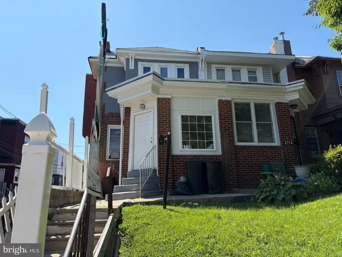2BR Townhouse for Rent in Philadelphia, PA