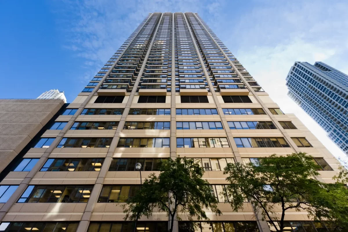 2BR Condo for Rent in Chicago, IL
