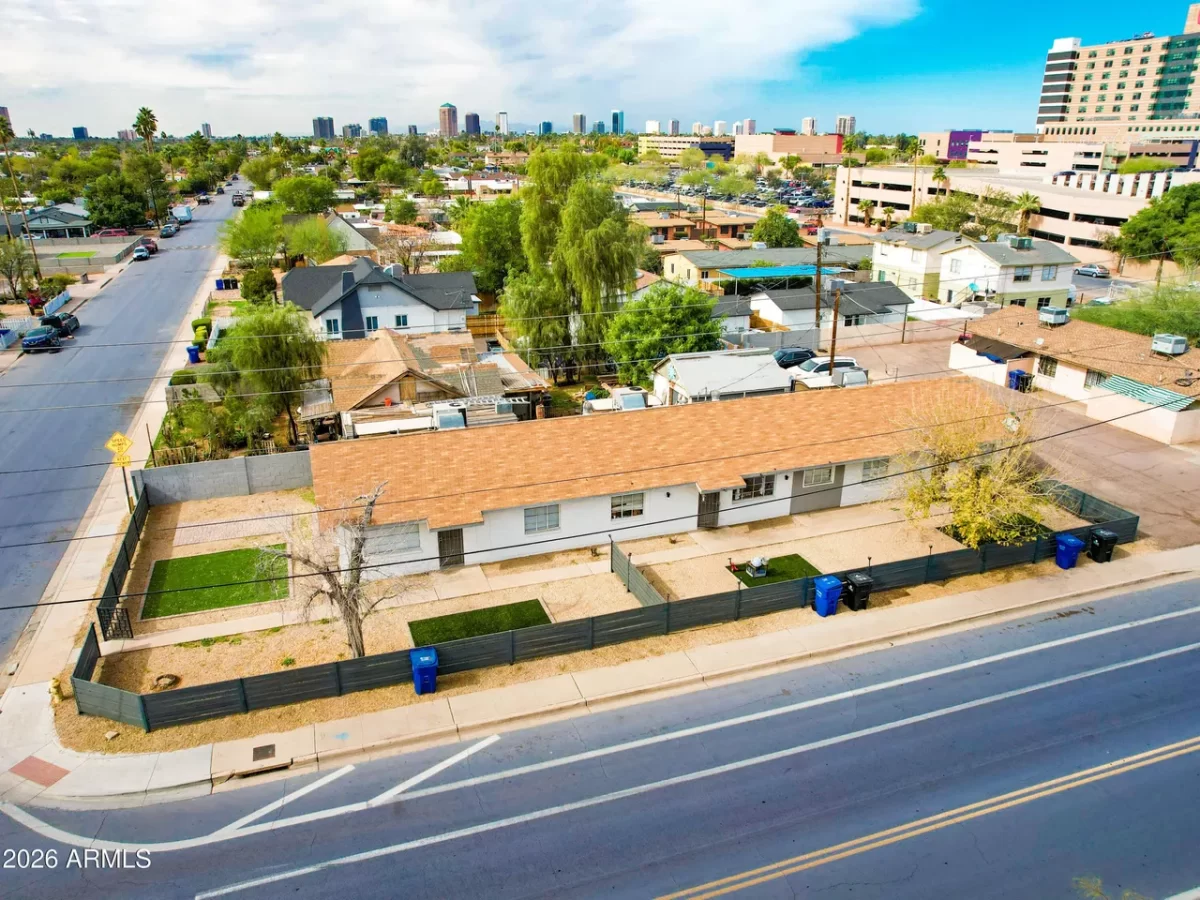 7BR Multi-Family for Sale in Phoenix, AZ