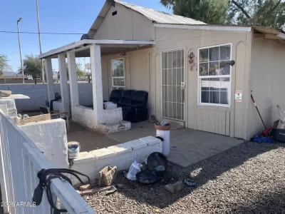 2BR House for Sale in Phoenix, AZ