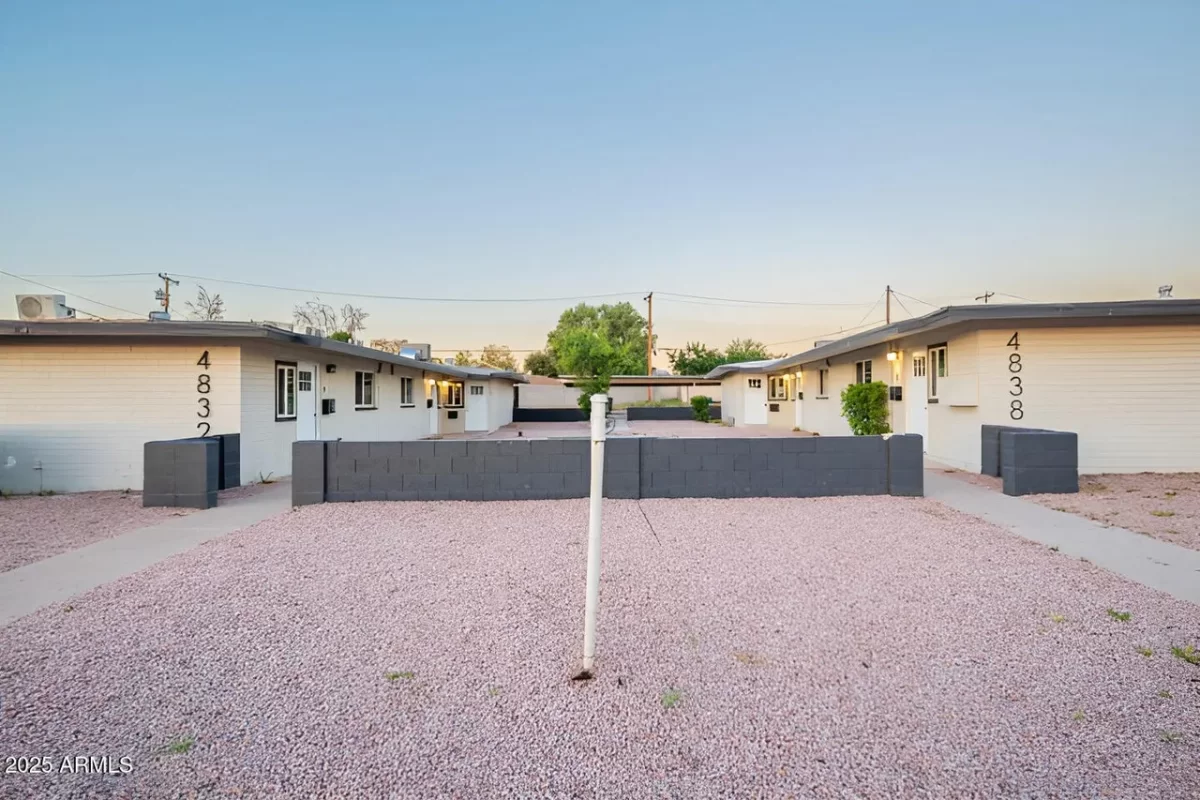 4BR Multi-Family for Sale in Phoenix, AZ
