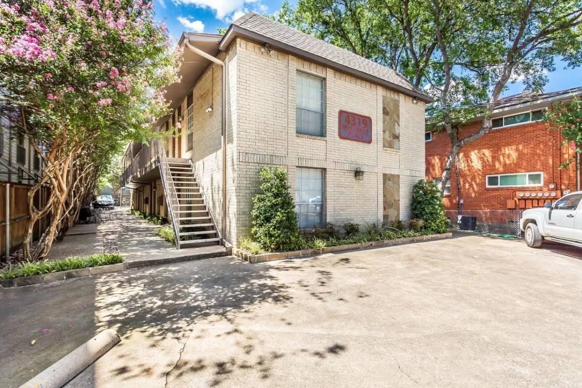 1BR Apartment for Rent in Dallas, TX