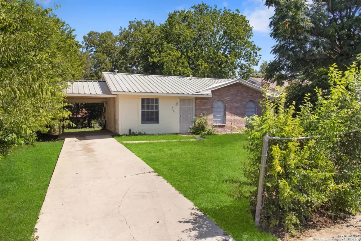3BR House for Sale in San Antonio, TX