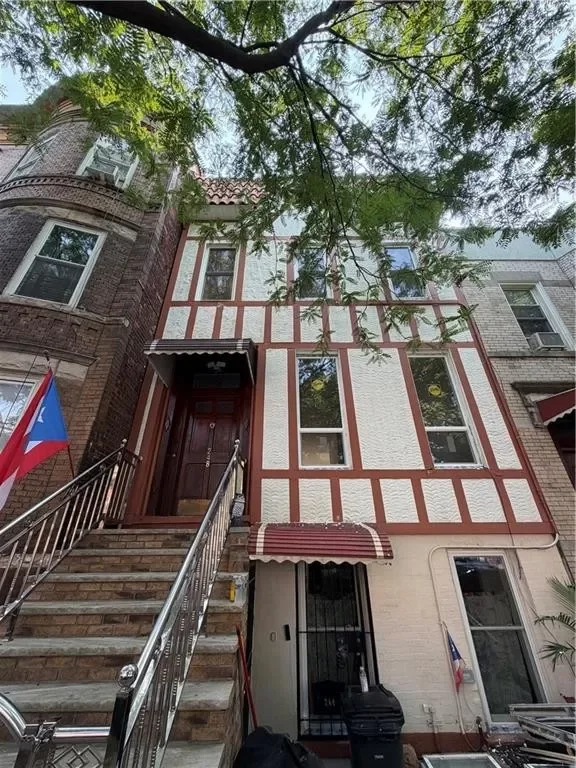 3BR Multi-Family for Rent in Brooklyn, NY