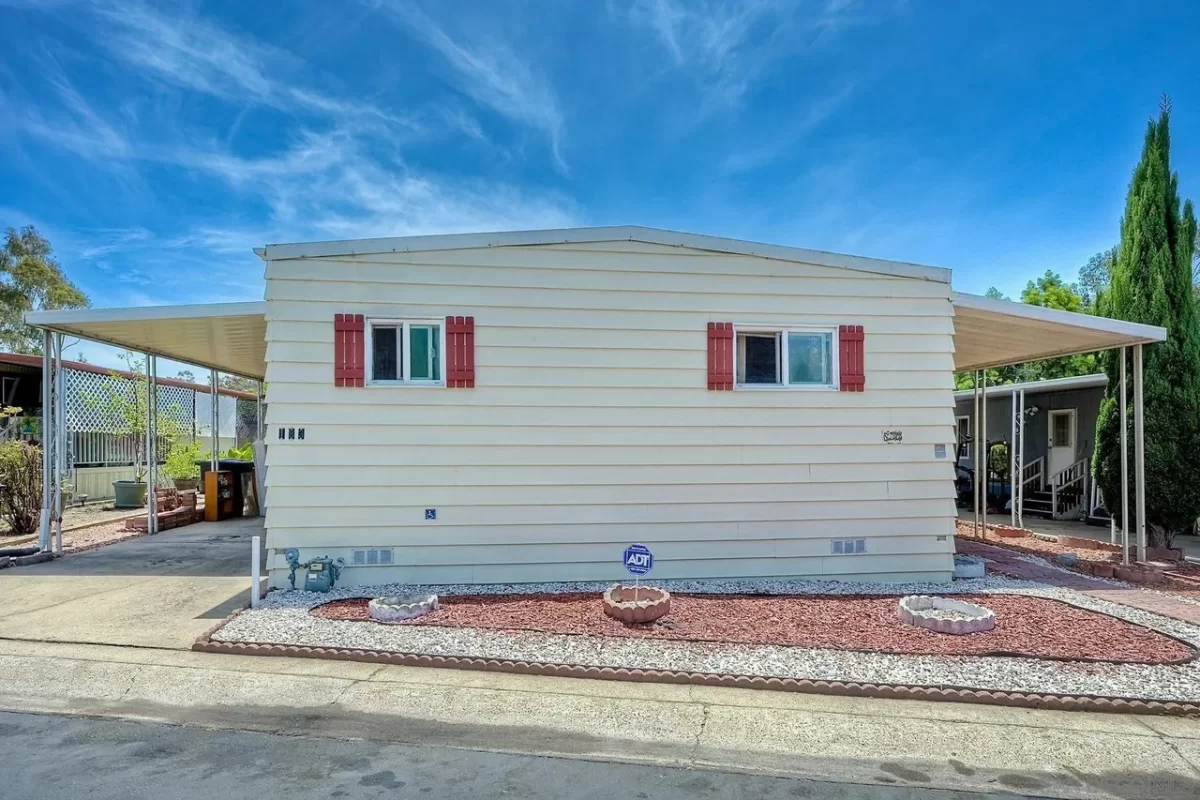 2BR Mobile Home for Sale in San Diego, CA